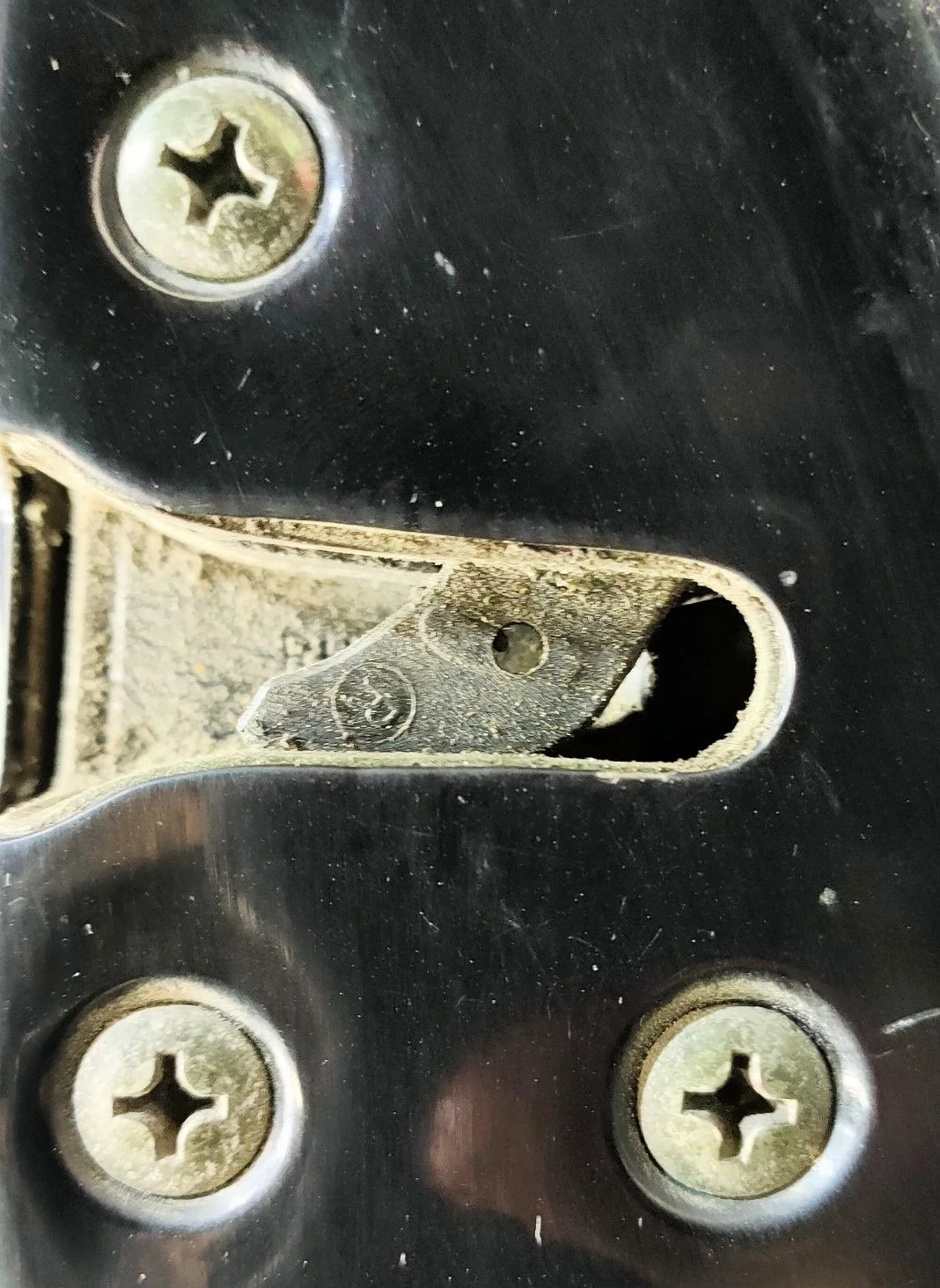 Замок двери задней правой Nissan Almera Classic 1