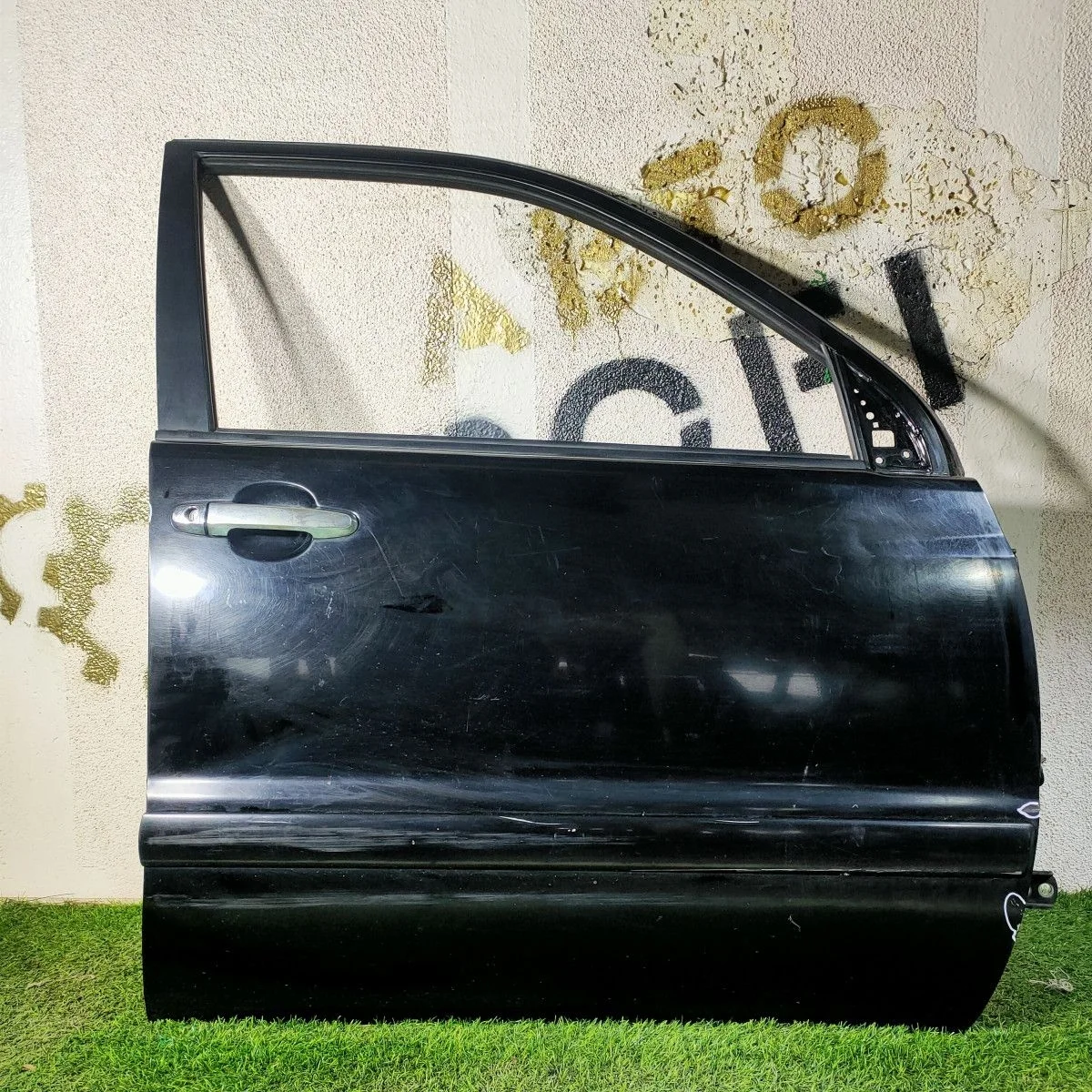 Дверь передняя правая для Toyota Highlander I