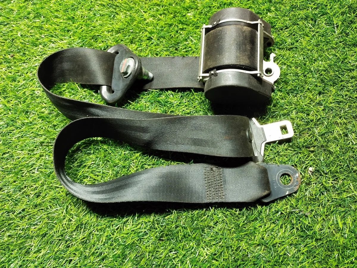 Ремень безопасности передний  Dacia Logan