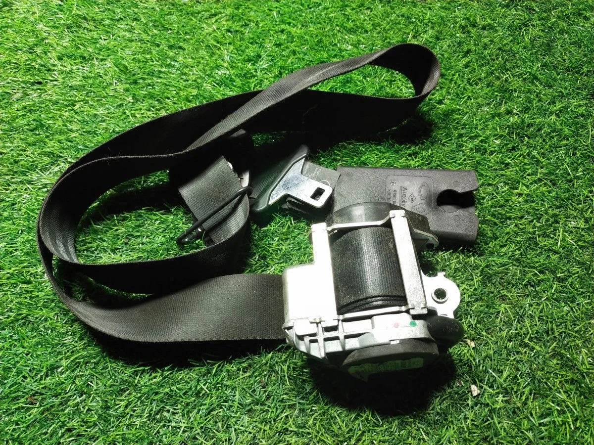 Ремень безопасности передний Renault Megane III