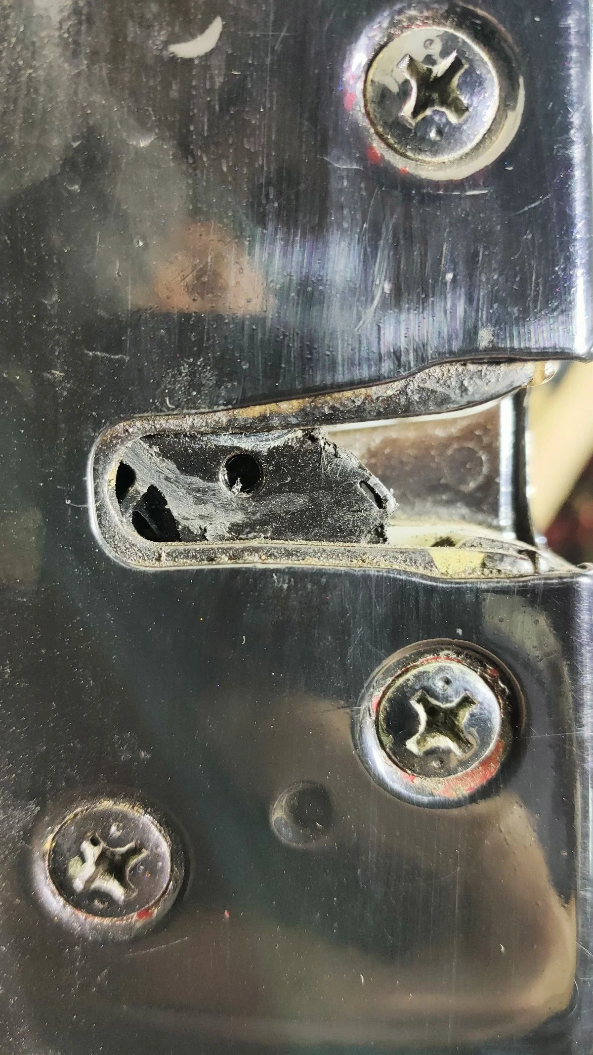 Замок двери передней левой для Mitsubishi Lancer