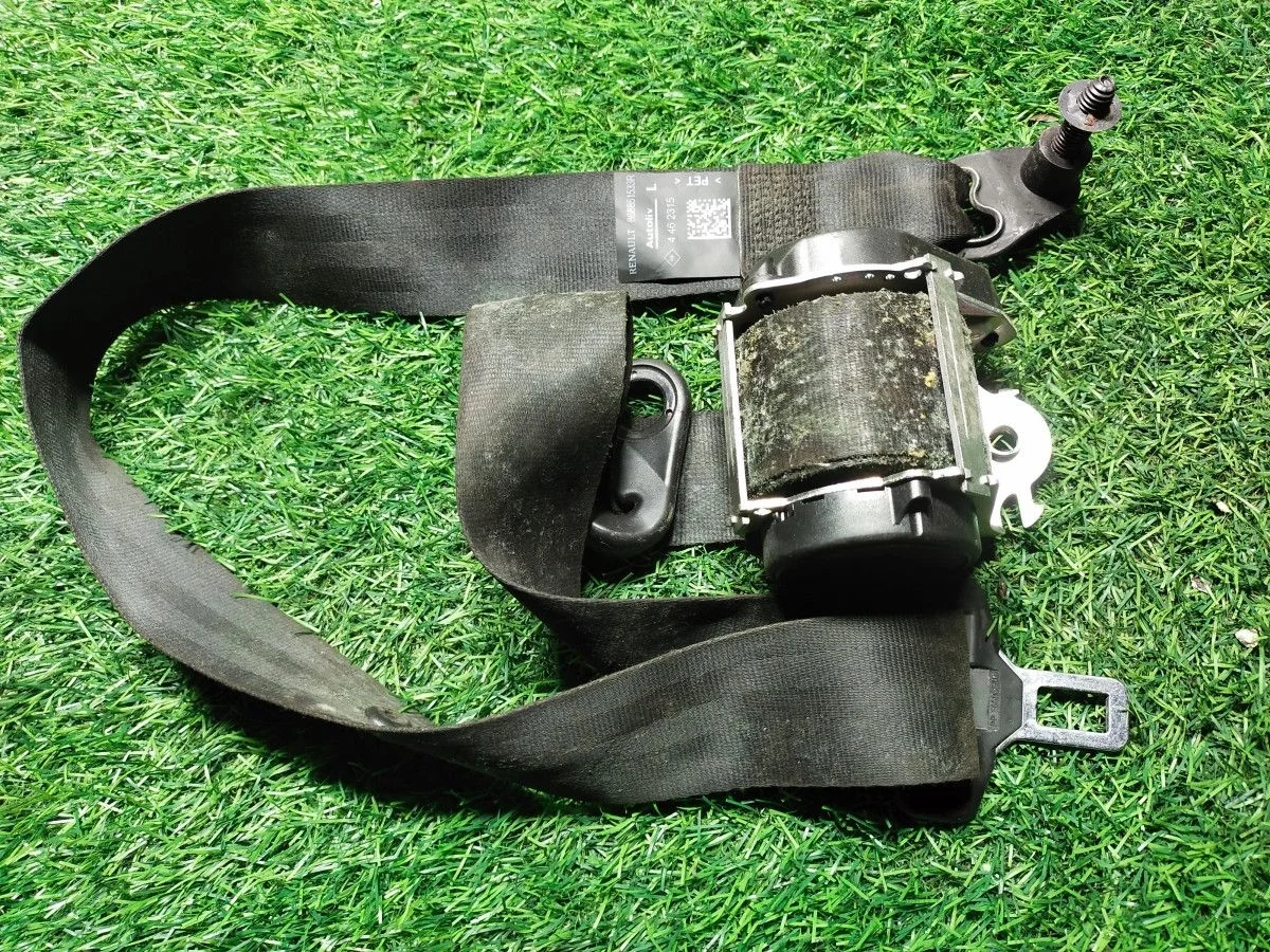 Ремень безопасности Renault Logan I