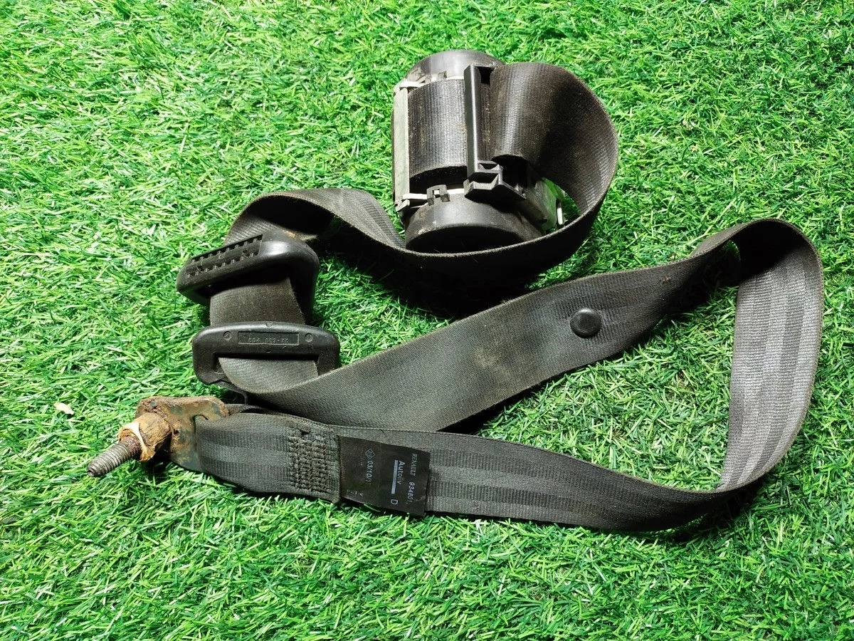 Ремень безопасности передний  Dacia Logan