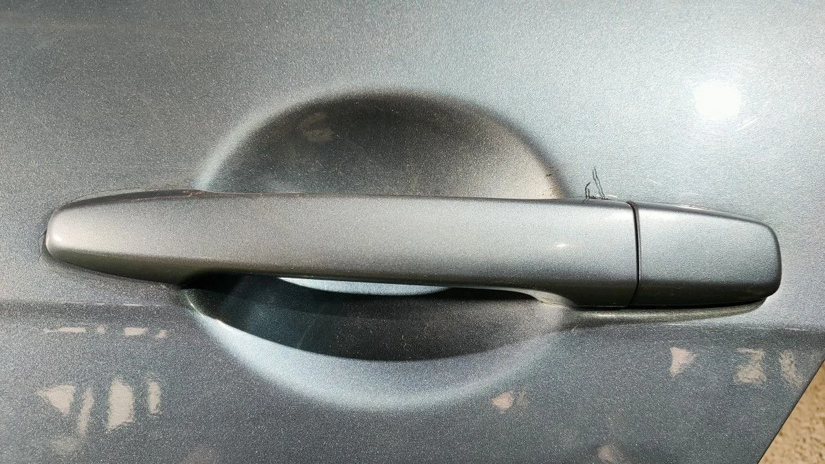 Ручка двери внешняя задняя левая Mitsubishi Lancer