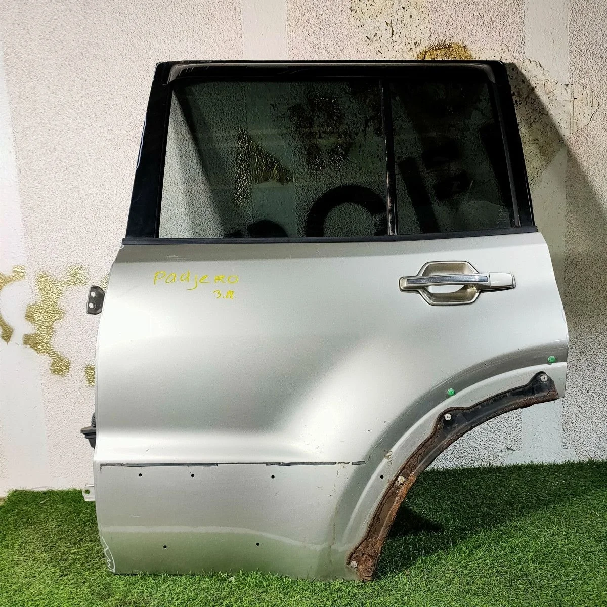 Дверь задняя левая для Mitsubishi Pajero (V70) III