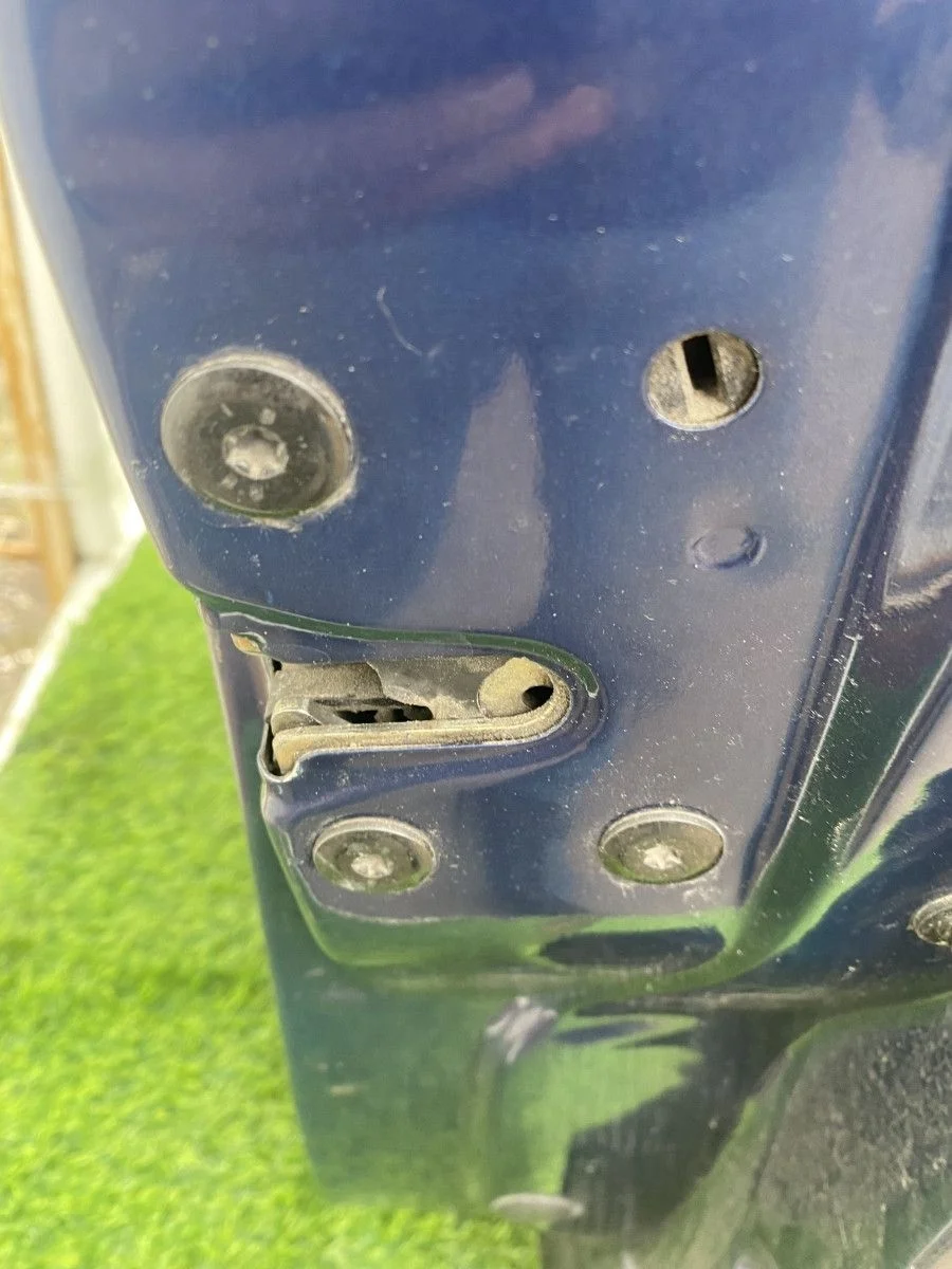 Замок двери передней правой для  Renault Scenic