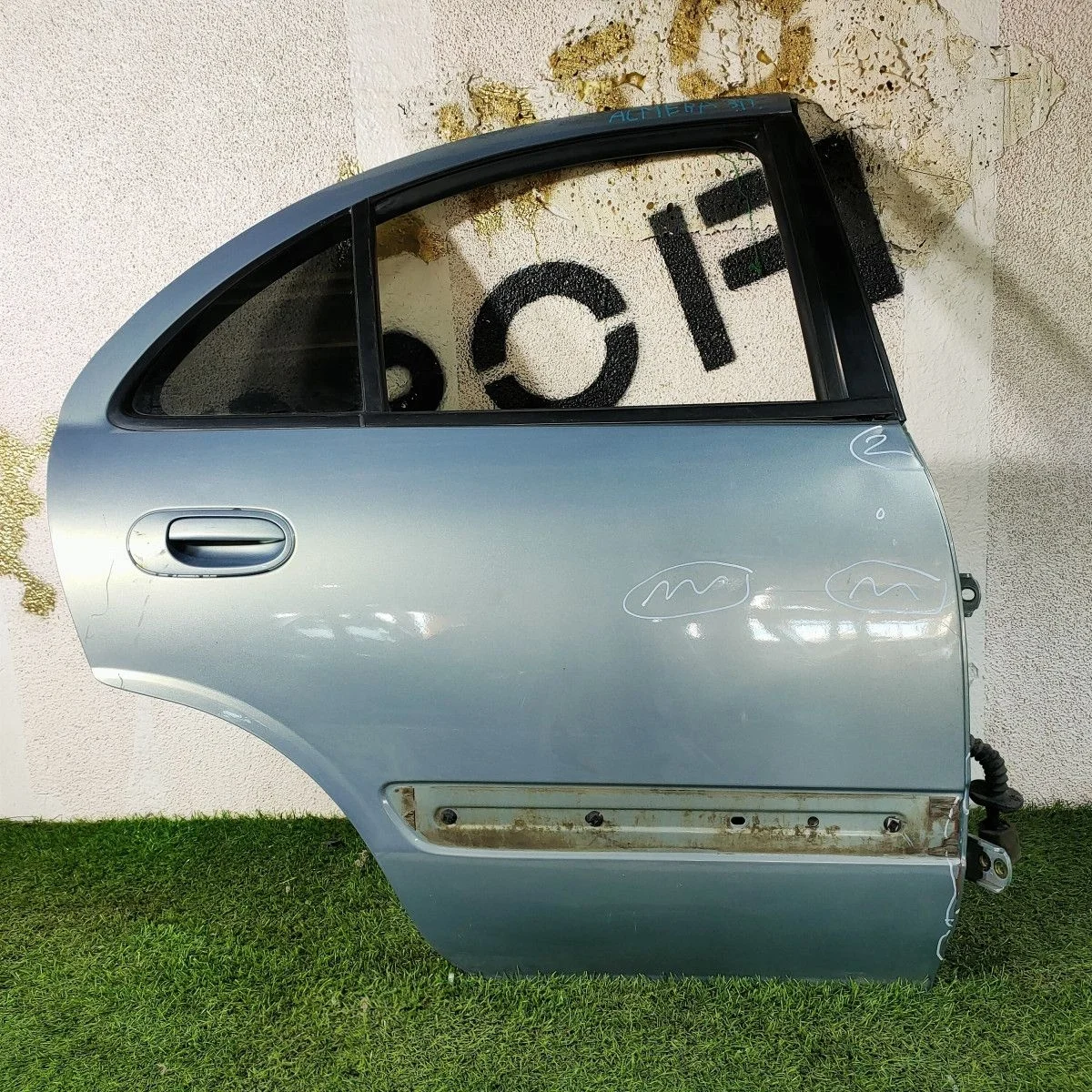 Дверь задняя правая для Nissan Almera Classic I