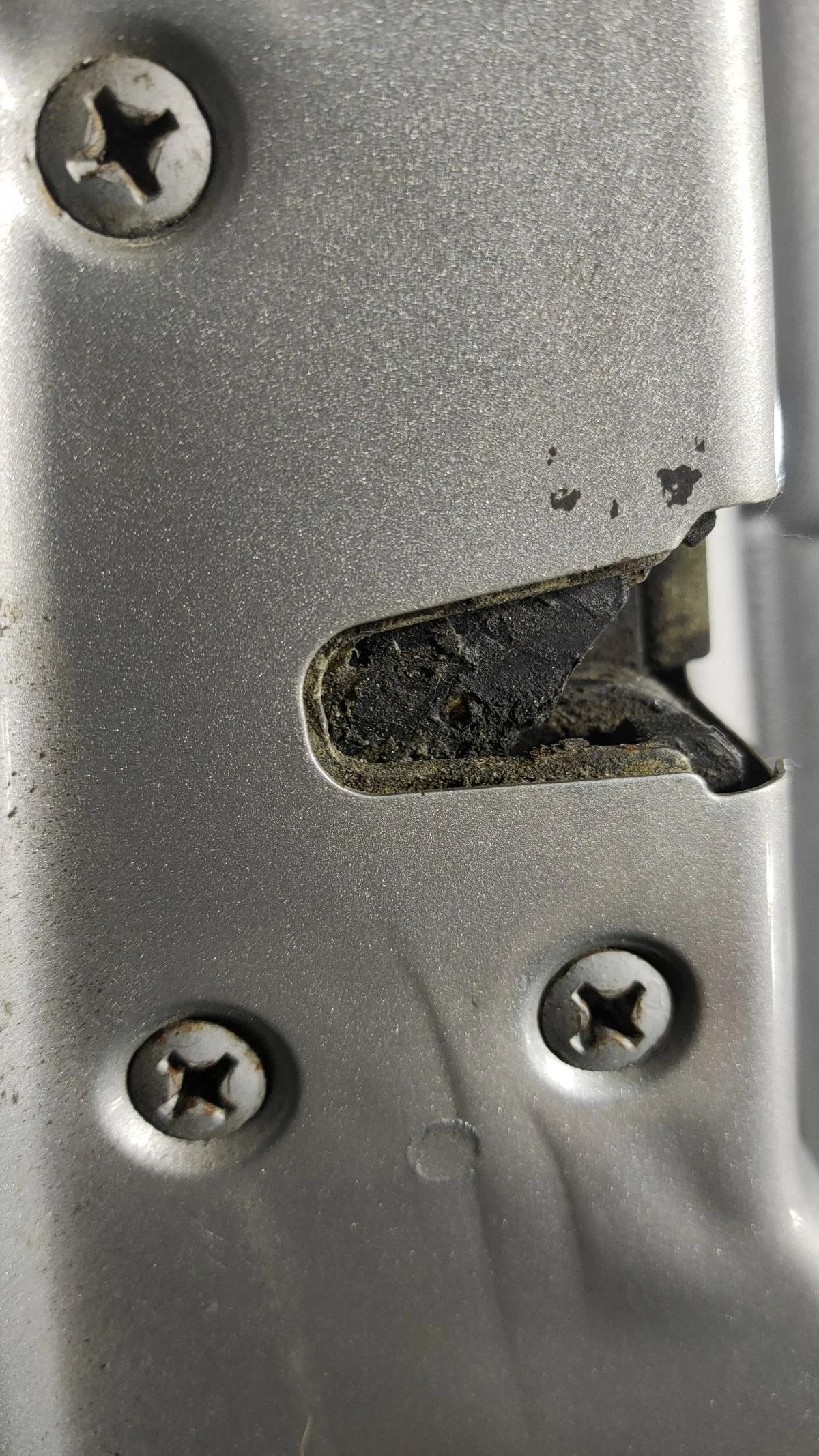 Замок двери задней левой Nissan Primera (P12) III