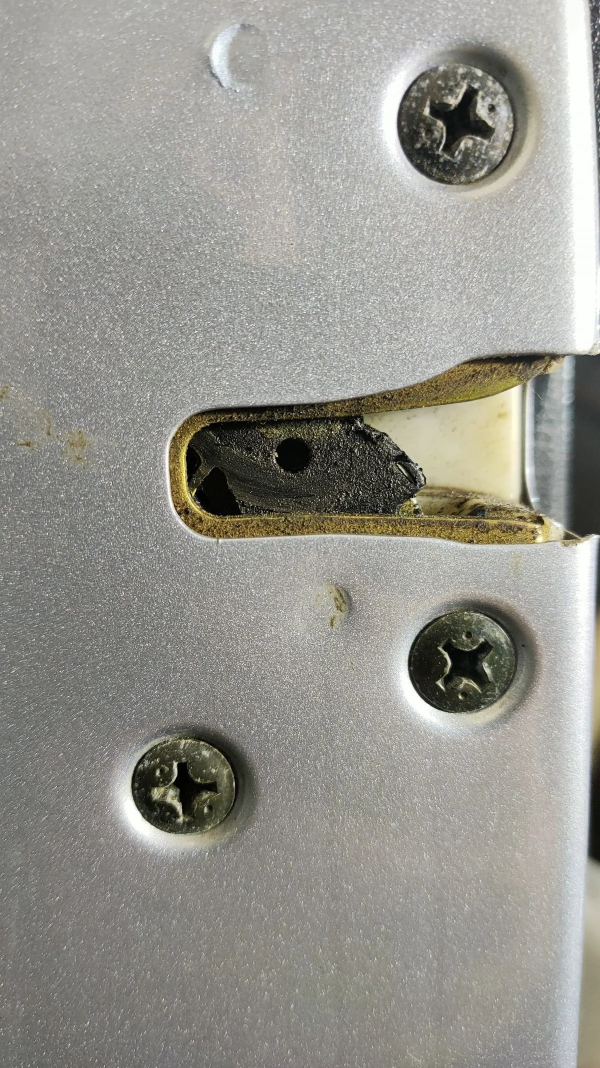 Замок двери задней левой Mitsubishi Lancer IX