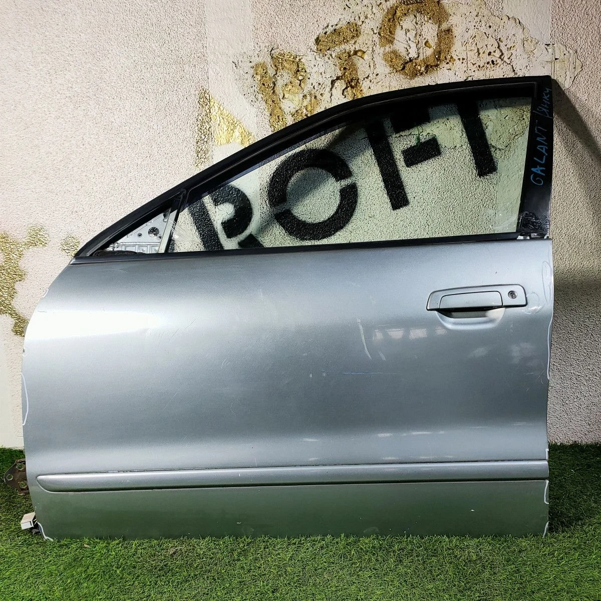 Дверь передняя левая Mitsubishi Galant (EA0) VIII