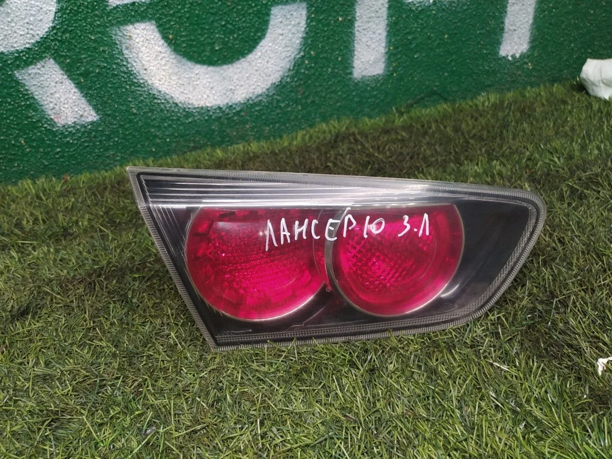 В наличии: Фонарь левый на Mitsubishi Lancer X