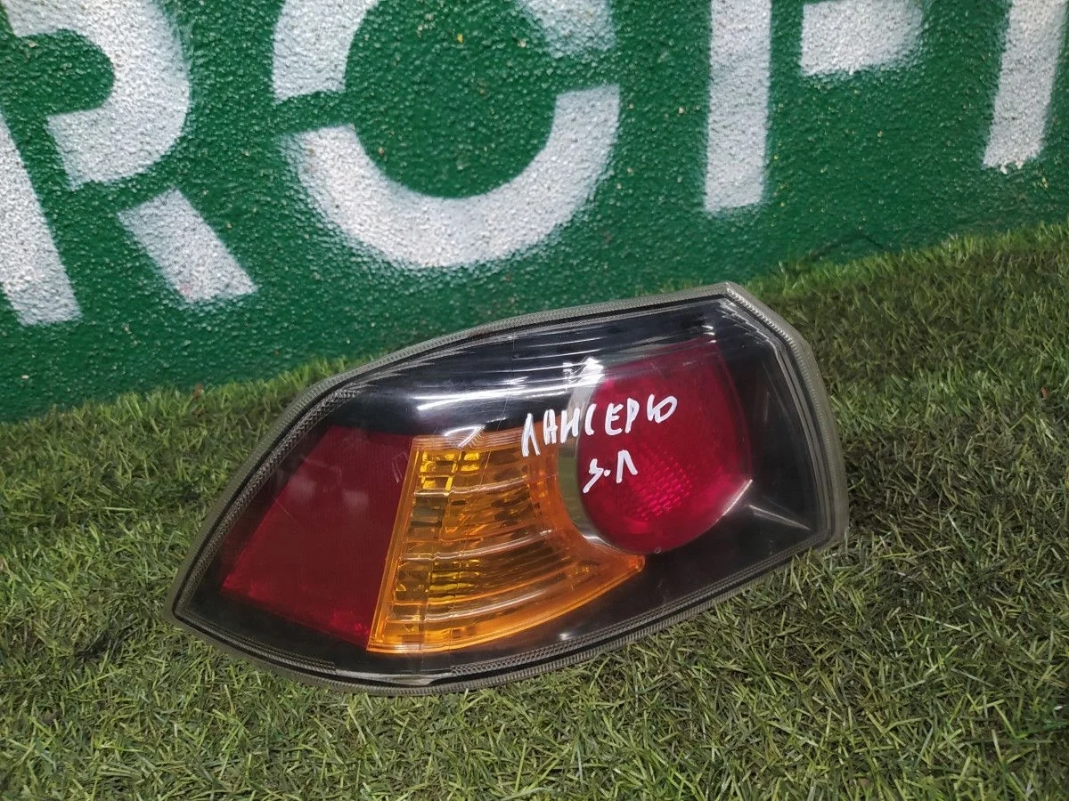 В наличии: Фонарь левый на Mitsubishi Lancer X