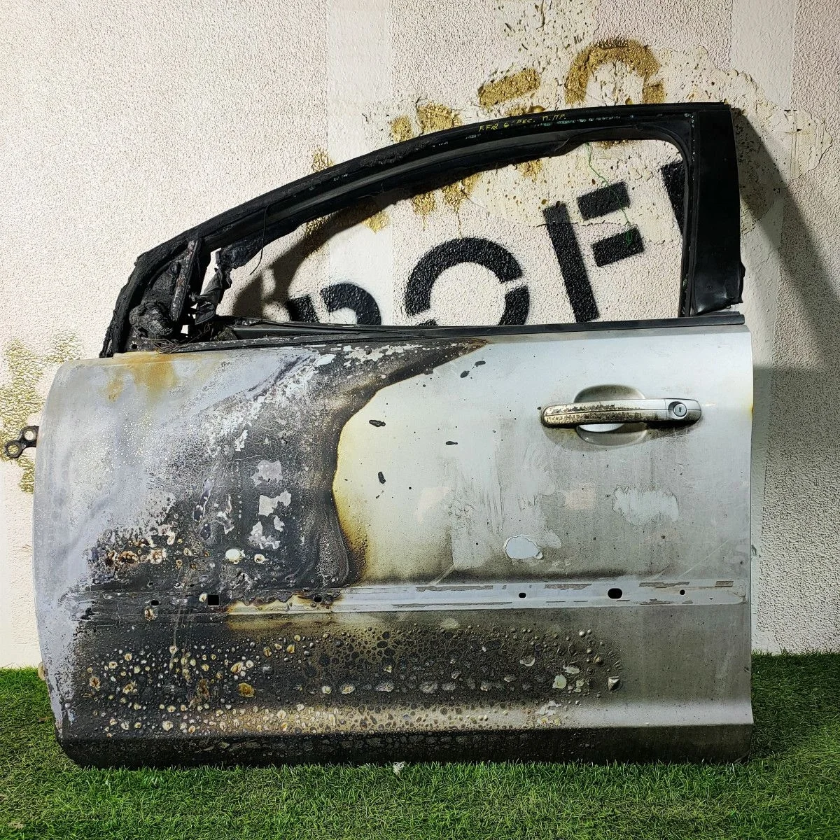 Дверь передняя левая для Ford Focus (II) II