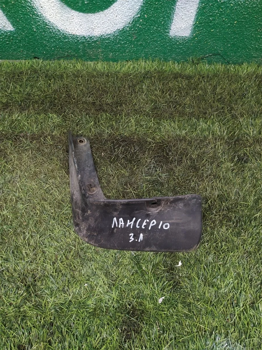 Брызговик задний левый Mitsubishi Lancer X рестайлинг (2011—2015)