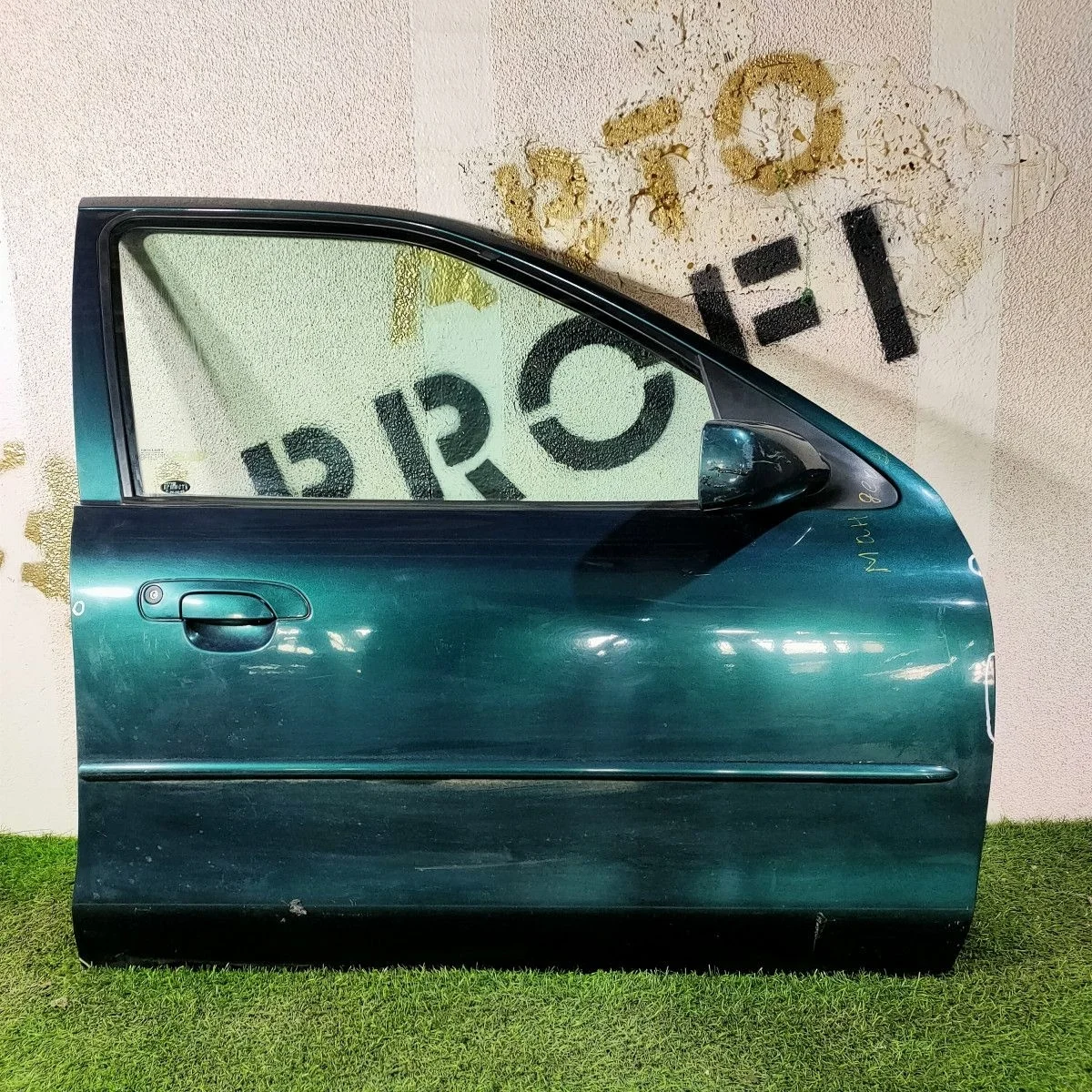 Дверь передняя правая Ford Mondeo (2) II