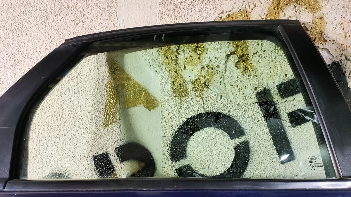 Стекло двери задней правой Ford Focus (II) II