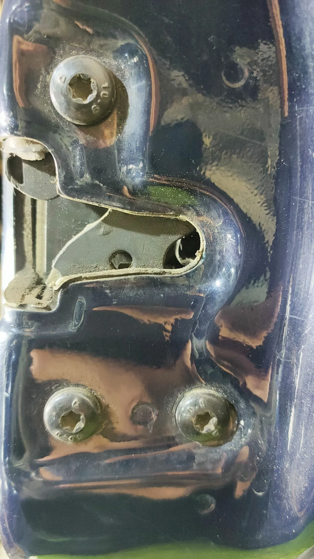 Замок двери задней правой Ford Fusion I