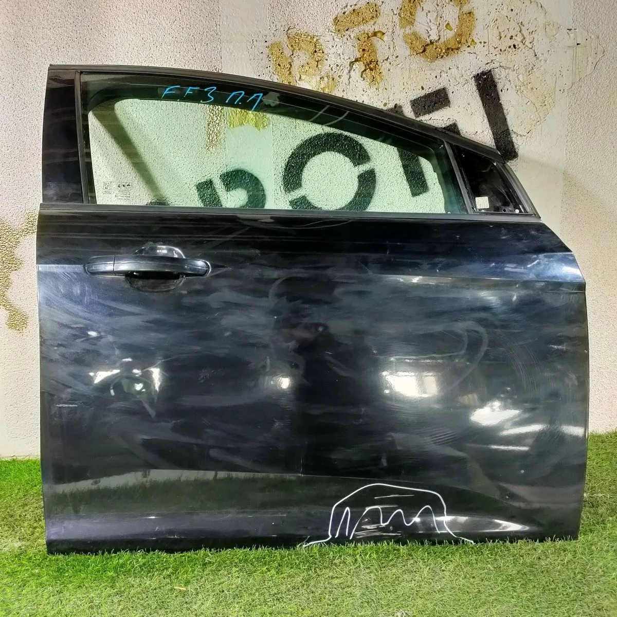 Дверь передняя правая Ford Focus (III) III