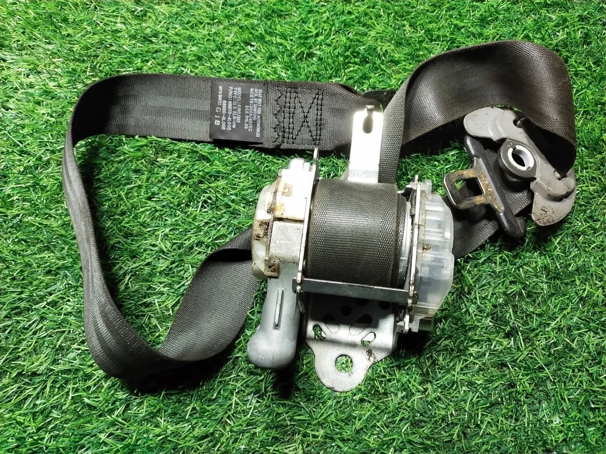 Ремень безопасности Kia Rio (QB) III