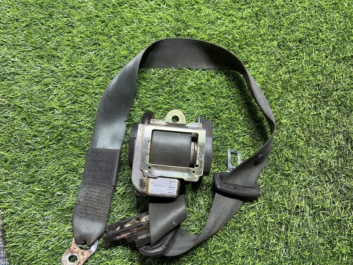 Ремень безопасности Audi A6 C5