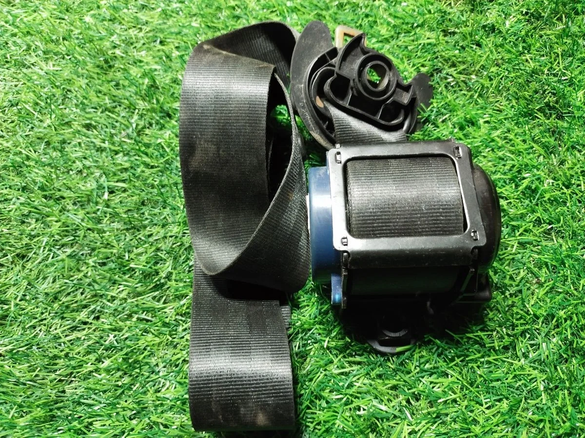 Ремень безопасности Volkswagen Polo (Mk5) V