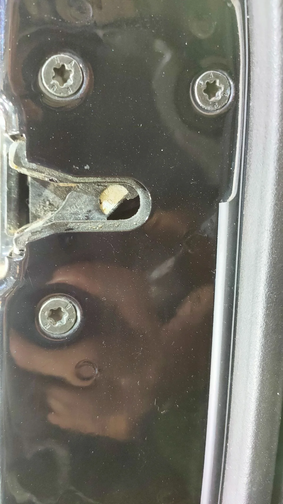 Замок двери передней правой  Volvo S80 I