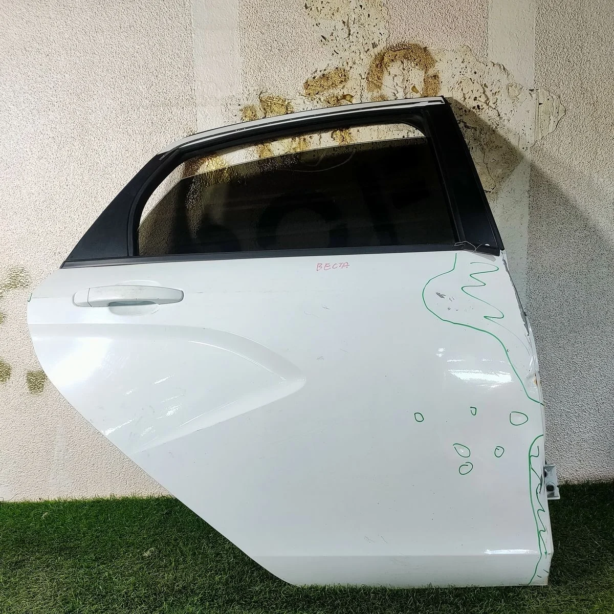 Дверь задняя правая Лада Веста