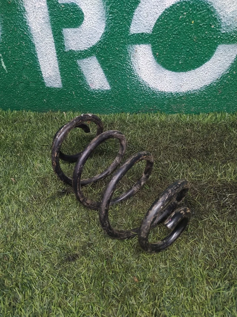 Пружина задняя Nissan Tiida