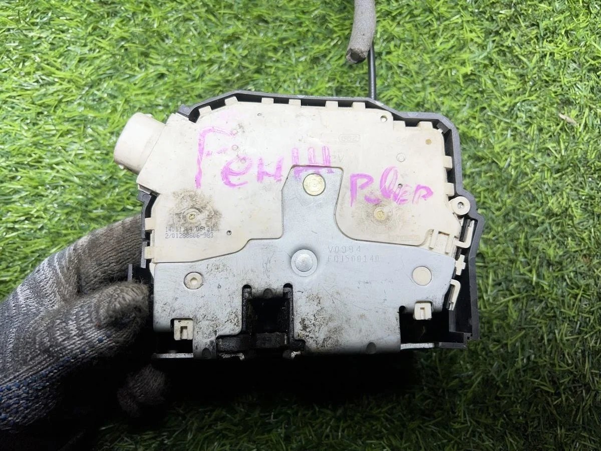 Замок двери Land Rover Range Rover Evoque (L538) I