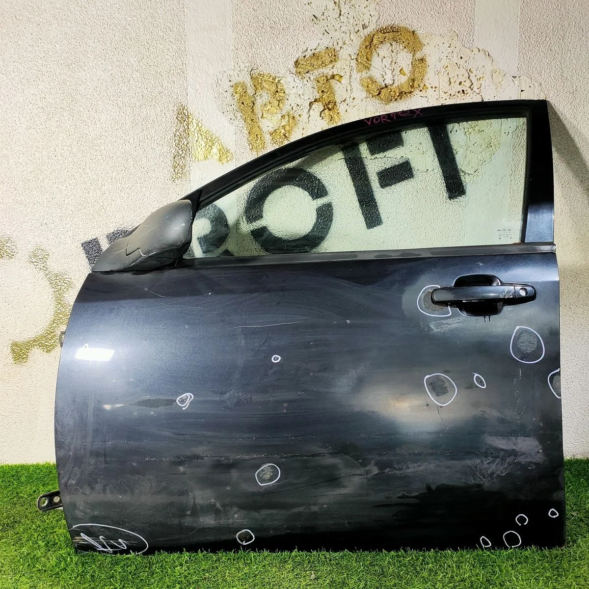 Дверь передняя левая  Vortex Estina I