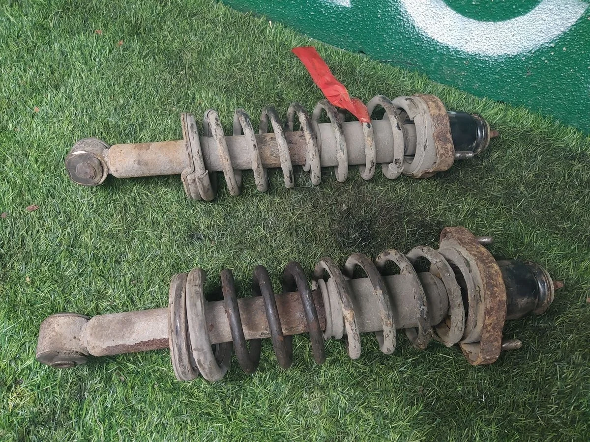 Амортизатор задний Vortex Estina