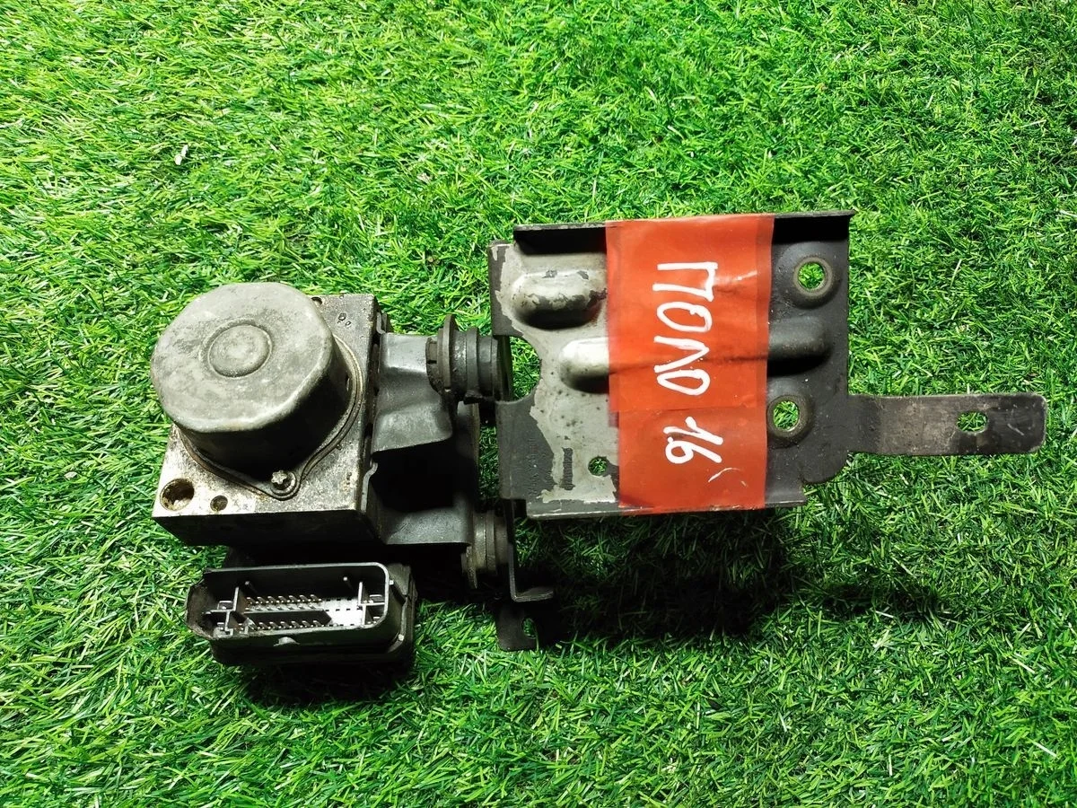 Блок ABS Volkswagen Polo (Mk5) V