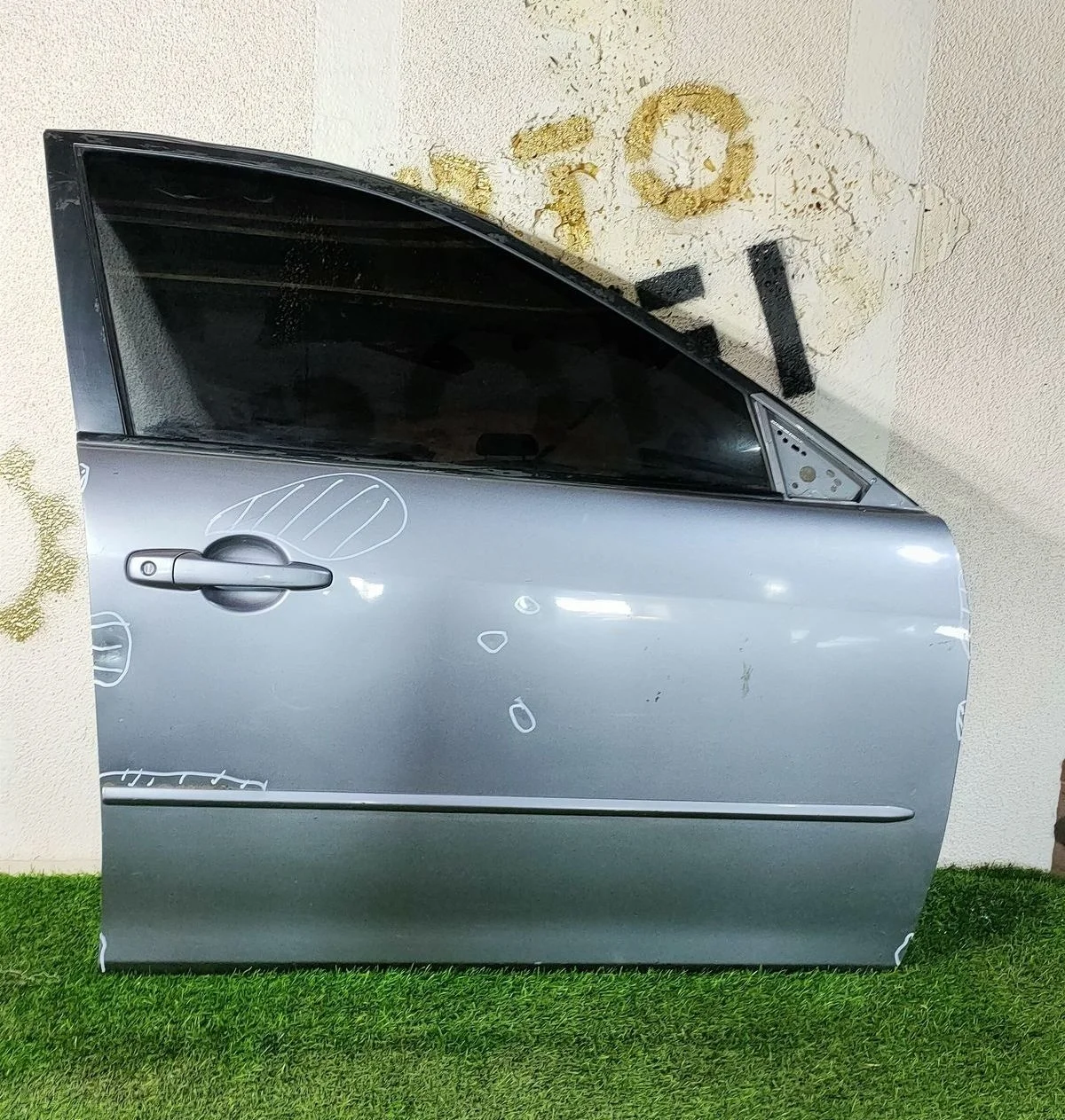 Дверь передняя правая для Mazda 6 (GG) I