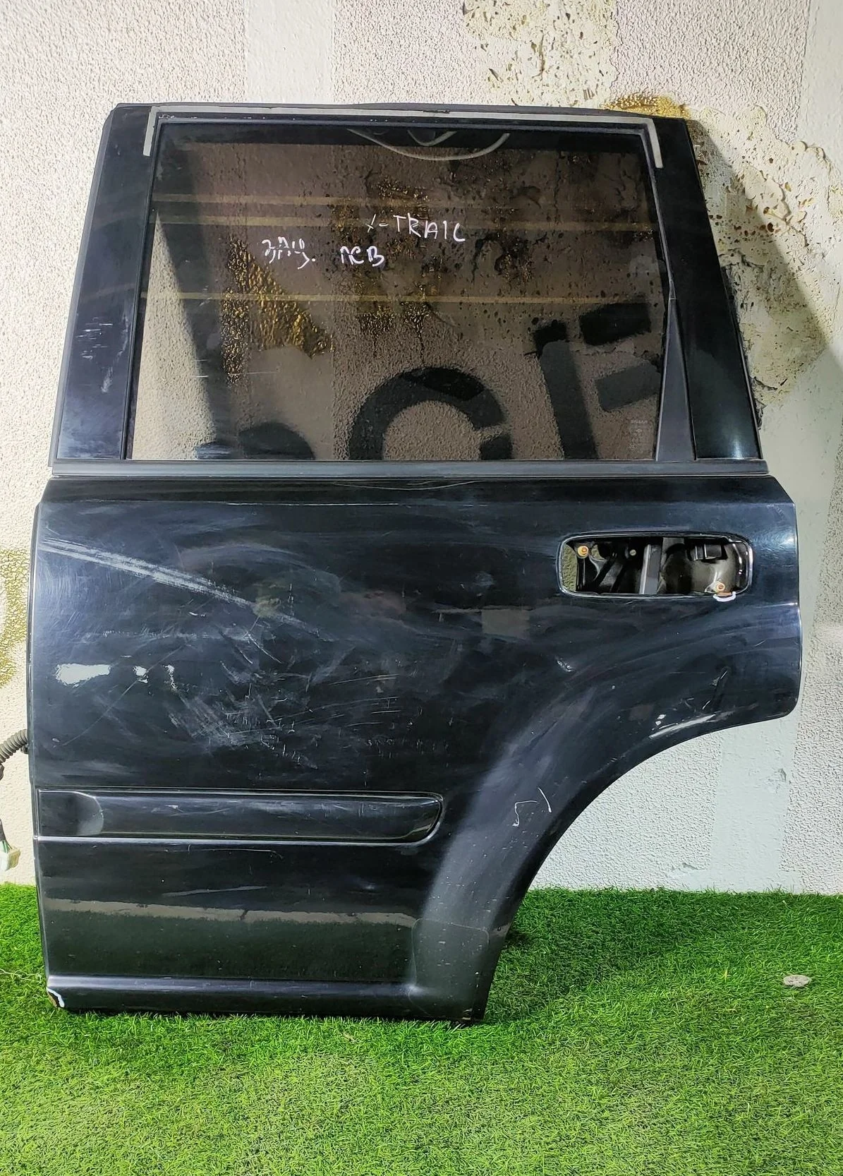 Дверь задняя левая для Nissan X-Trail (T30) I