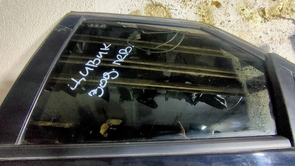 Стекло двери задней левой honda Civic (FD) VIII