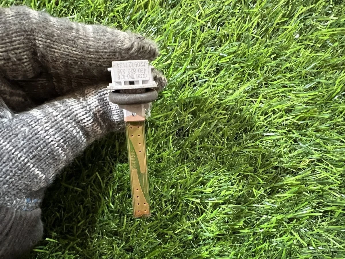 Датчик температуры Volkswagen Golf Mk5 (2003—2009)