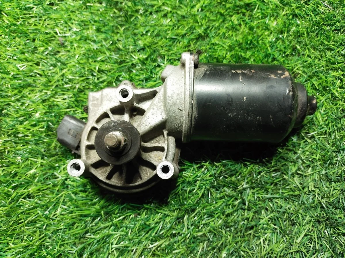 Моторчик стеклоочистителя Hyundai Solaris I