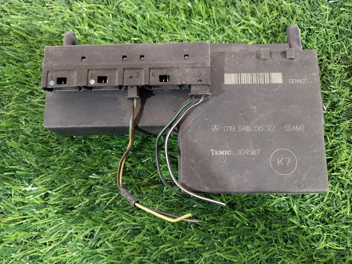 Блок предохранителей SAM Mercedes-Benz E-Class