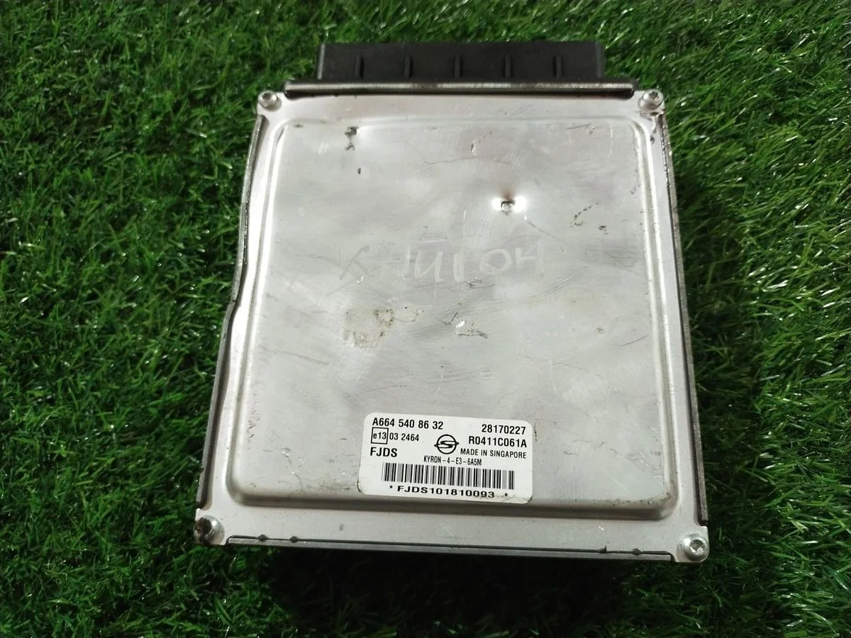 Блок управления двигателем Ssang Yong Kyron I