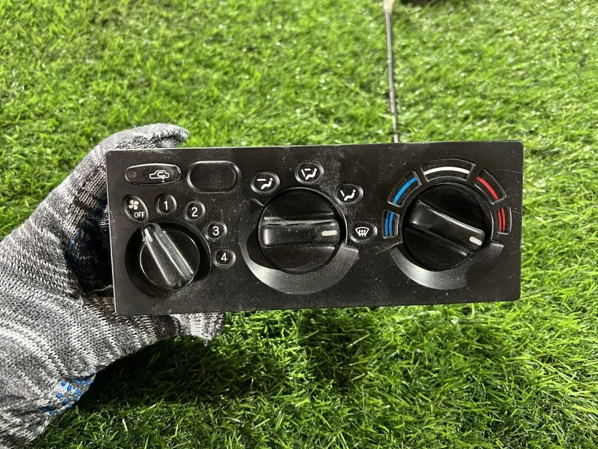 Блок управления отопителем Daewoo Nexia