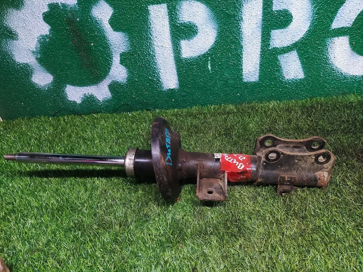 Стойка передняя правая Suzuki Grand Vitara