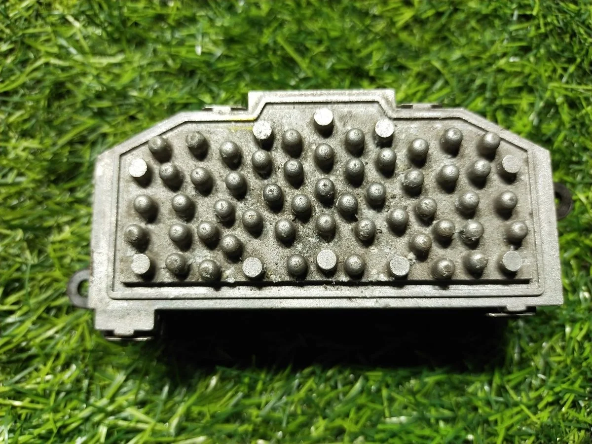 Резистор отопителя Audi Q7 (4L) I