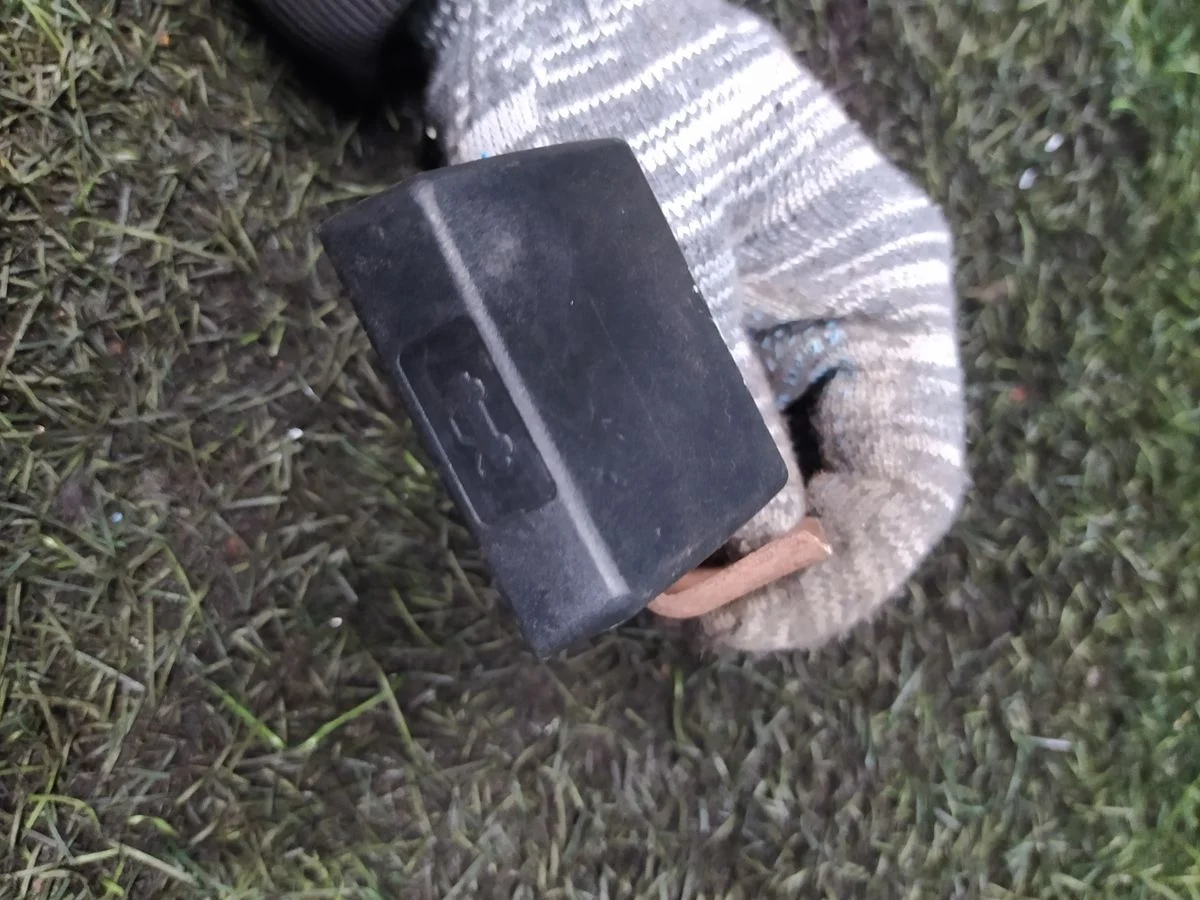 Ручка открывания капота Nissan Almera N16 (2000—2003)