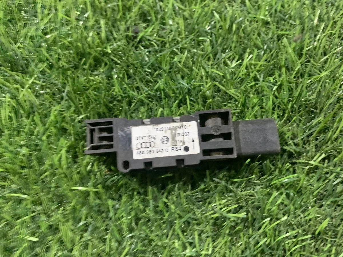 Датчик AIRBAG Volkswagen Touareg