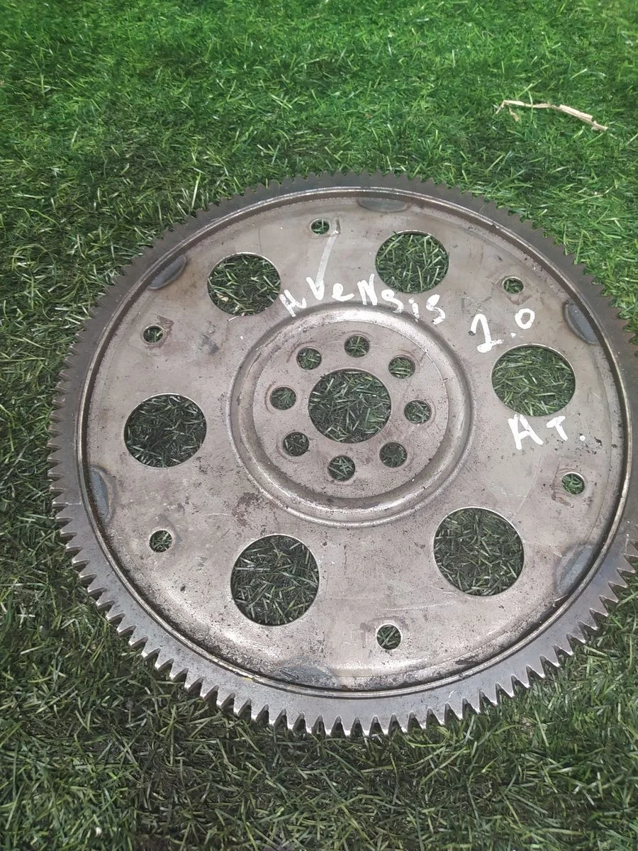 Маховик Toyota Avensis