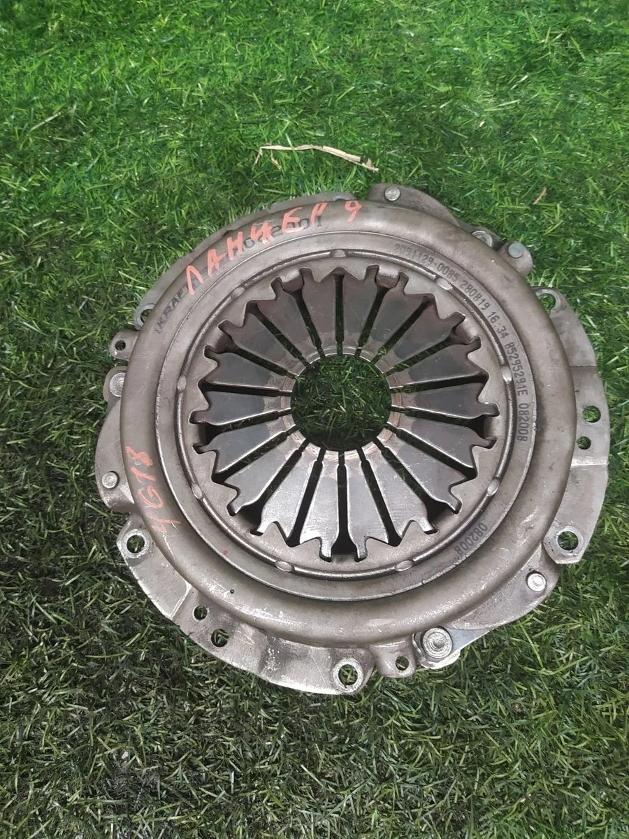 Корзина сцепления Mitsubishi Lancer 9