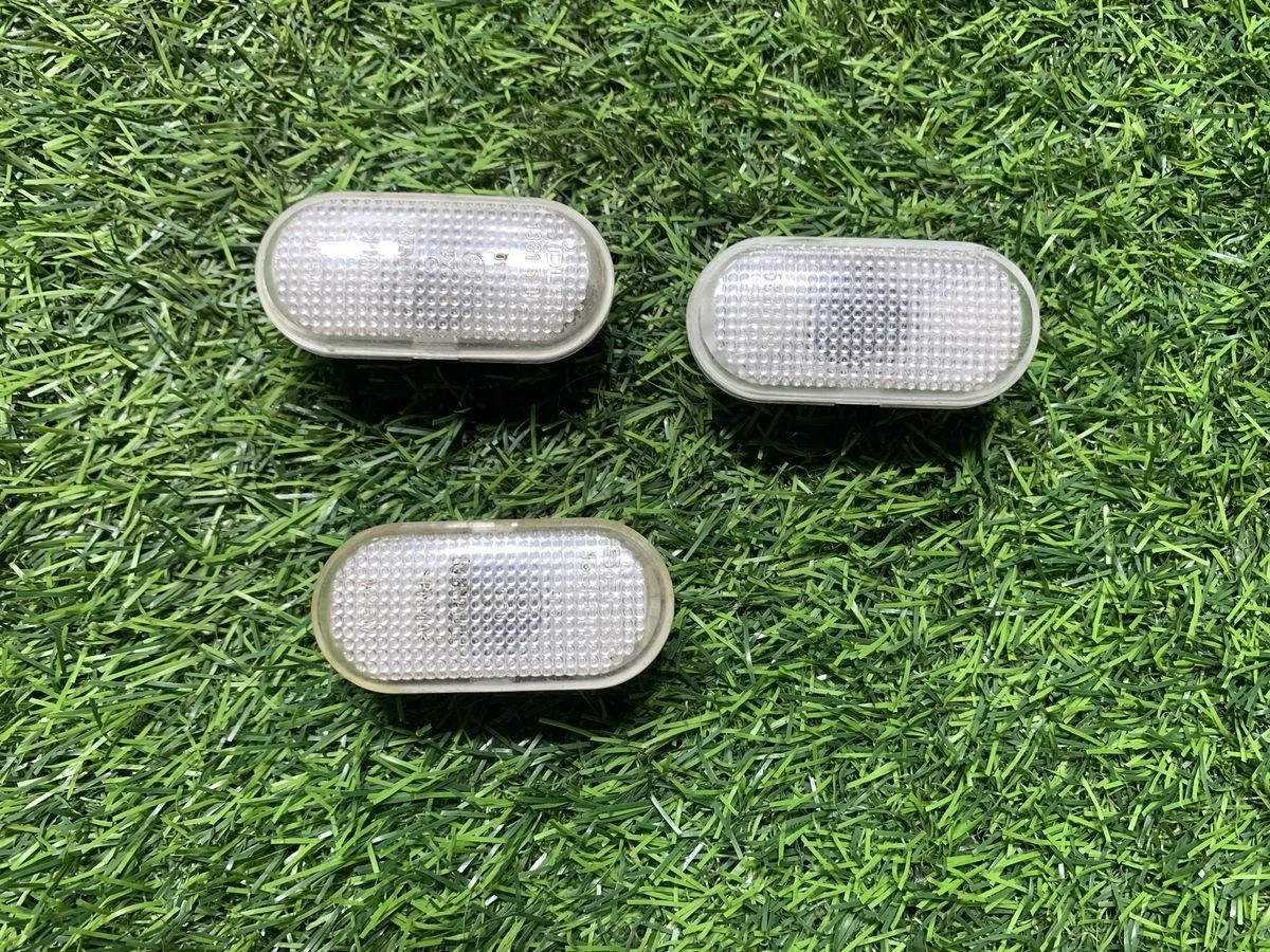 Повторитель поворота Renault Logan