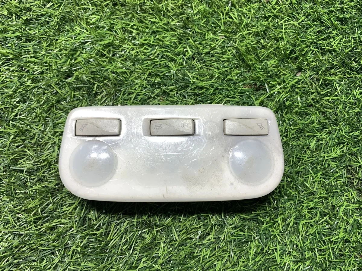 Плафон салонный Renault Megane 3