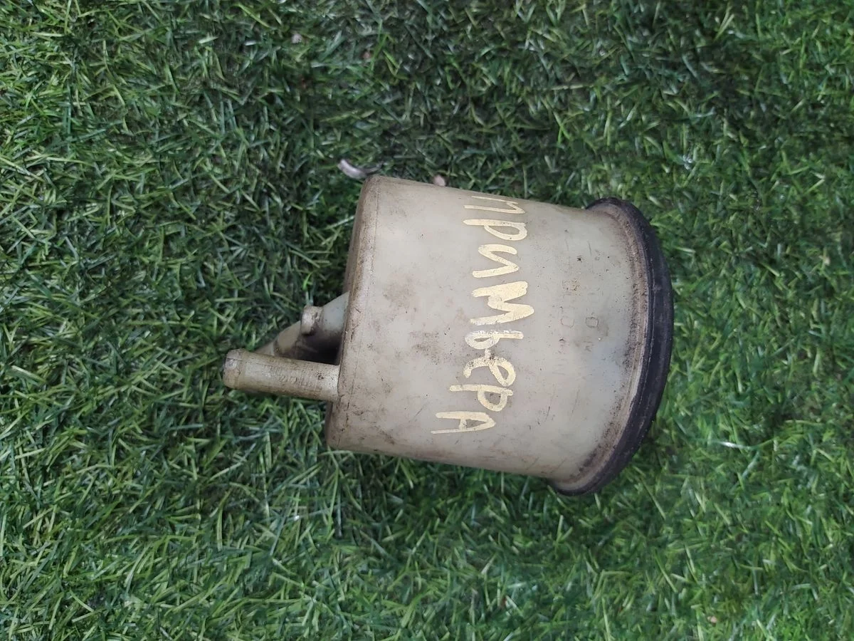 Бачок гидроусилителя гур Nissan primera P12