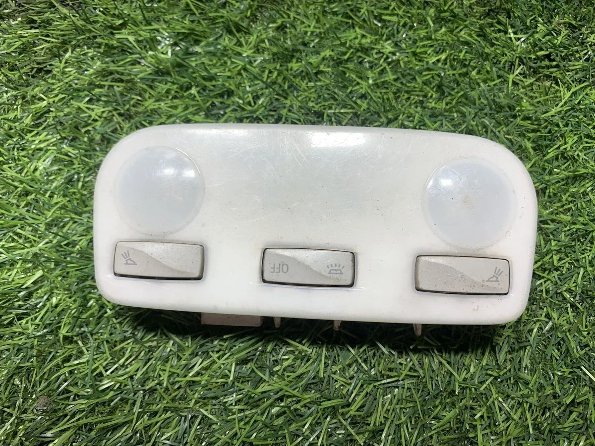 Плафон салонный Renault Megane 3